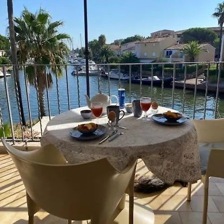 Apartman Pcogpet - Golfe De St-tropez - Au Bord De L'eau Avec Piscine Cogolin