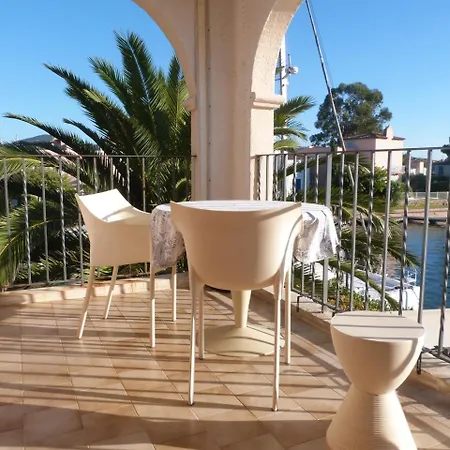 Pcogpet - Golfe De St-tropez - Au Bord De L'eau Avec Piscine Apartman *